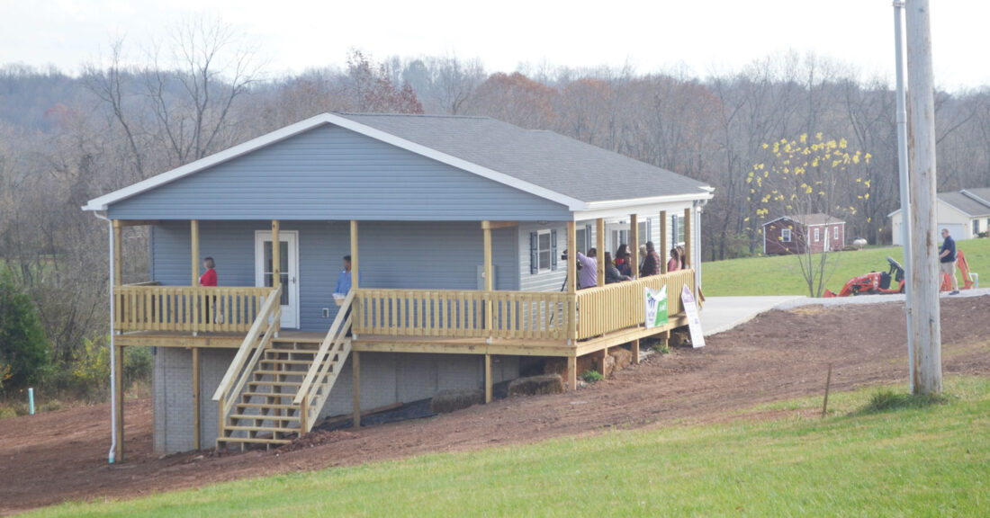 Habitat for Humanity of the MidOhio Valley, family celebrate group’s 112th home News, Sports